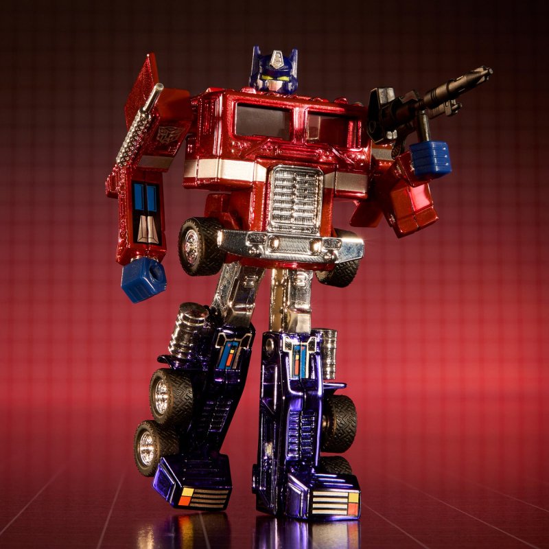 Hot-Wheels-Transformers-Optimus-Prime-01.jpg