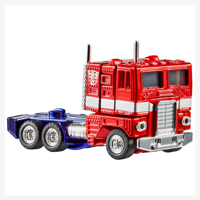 Hot-Wheels-Transformers-Optimus-Prime-04.jpg