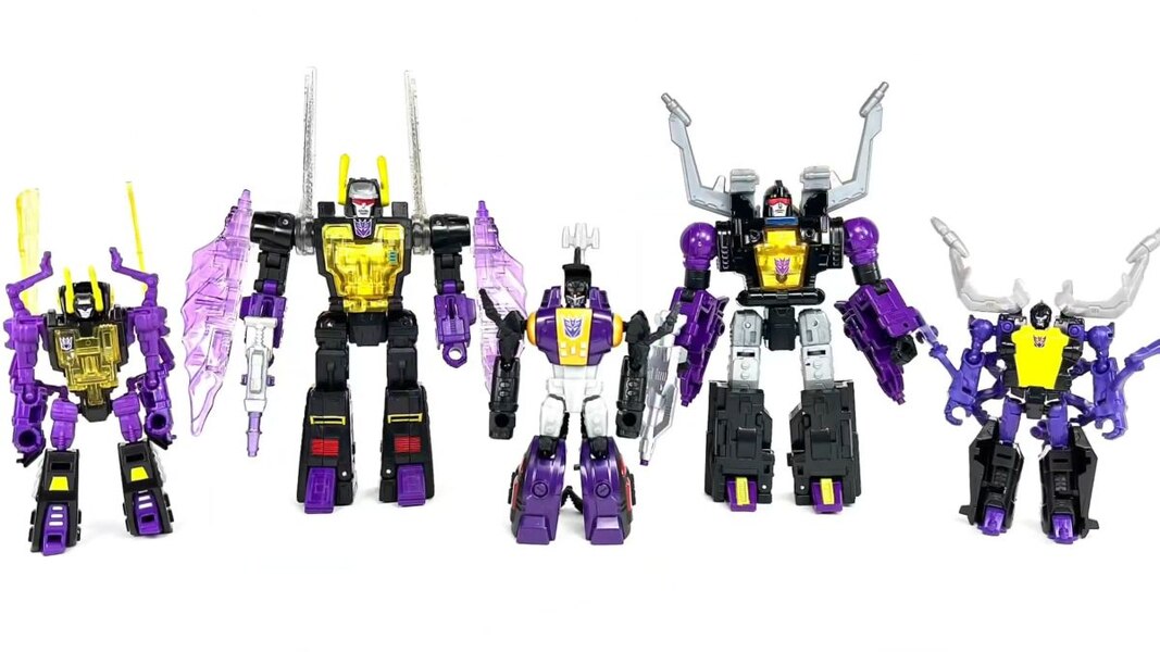 Image of Transformers Legacy Evolution Insecticon Shrapnel (16)__scaled_600.jpg