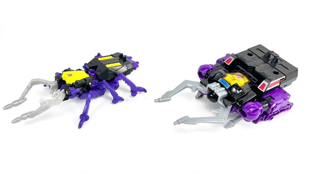 Image of Transformers Legacy Evolution Insecticon Shrapnel (25)__scaled_600.jpg