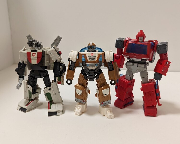 Image of Transformers Rise of the Beasts Wheeljack (20)__scaled_600.jpg