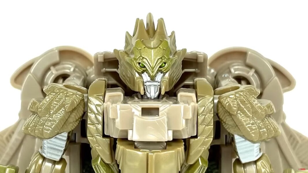 In-Hand Image of Transformers Rise of the Beasts Studio Series Airazor Figure (13)__scaled_600.jpg