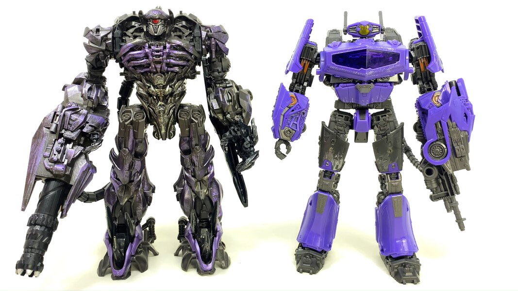 Shockwave Voyager New In-hand ImageFrom Studio Series TF6 (15)__scaled_600.jpg