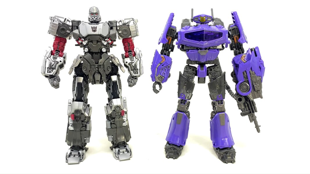 Shockwave Voyager New In-hand ImageFrom Studio Series TF6 (19)__scaled_600.jpg