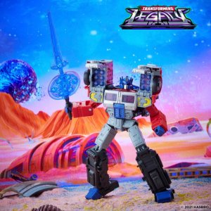 Transformers Legacy Laser Prime.jpg