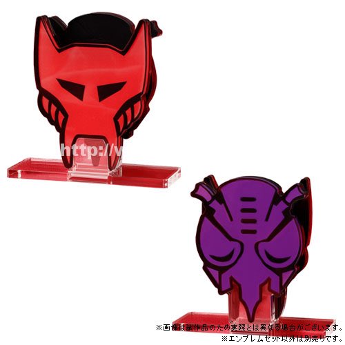 02-E-Hobby-Beast-Wars-Maximal-Predacon-Insignias-acrylic-stand.jpg