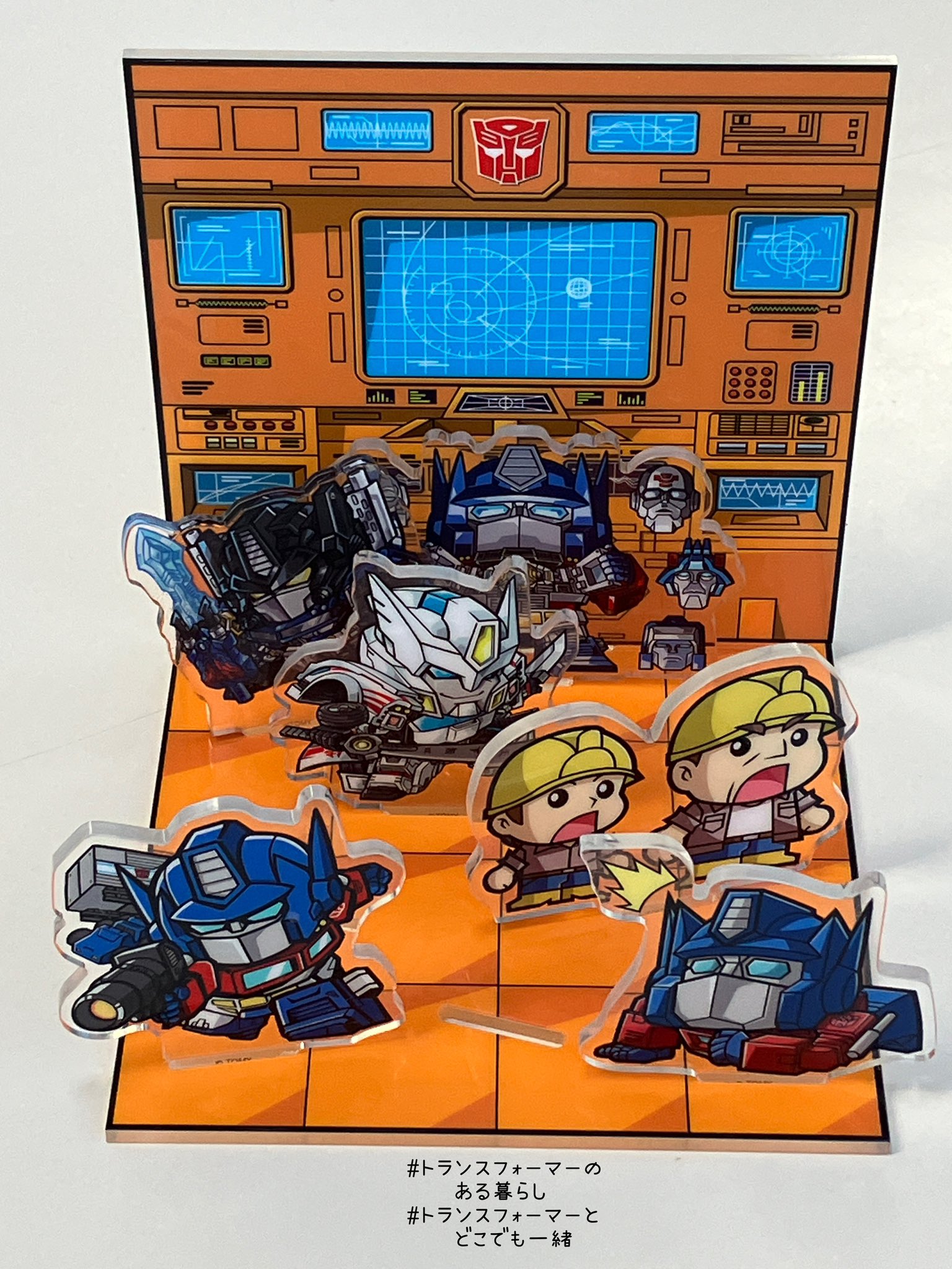 07-E-Hobby-Transformers-SD-acrylic-stand.jpg