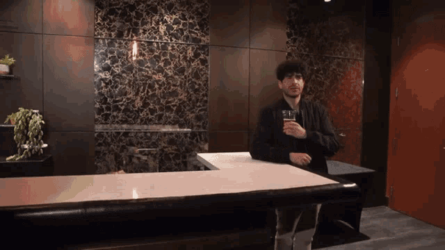 1746781863326.gif