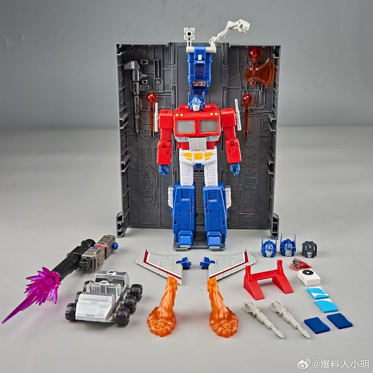 daily-prime-md005-ko-of-86-optimus-prime-adds-starscream-and-megatron-(19).jpg