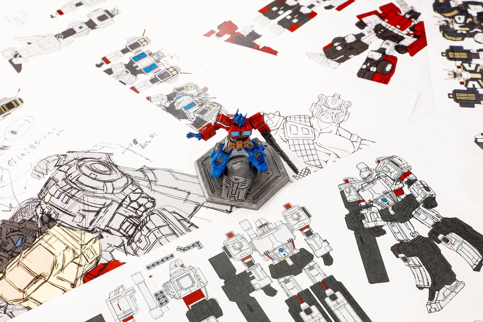 ehobby-transformers-figurines-coming-soon-optimus-prime-grimlock-stranglehold-more-(11).jpg