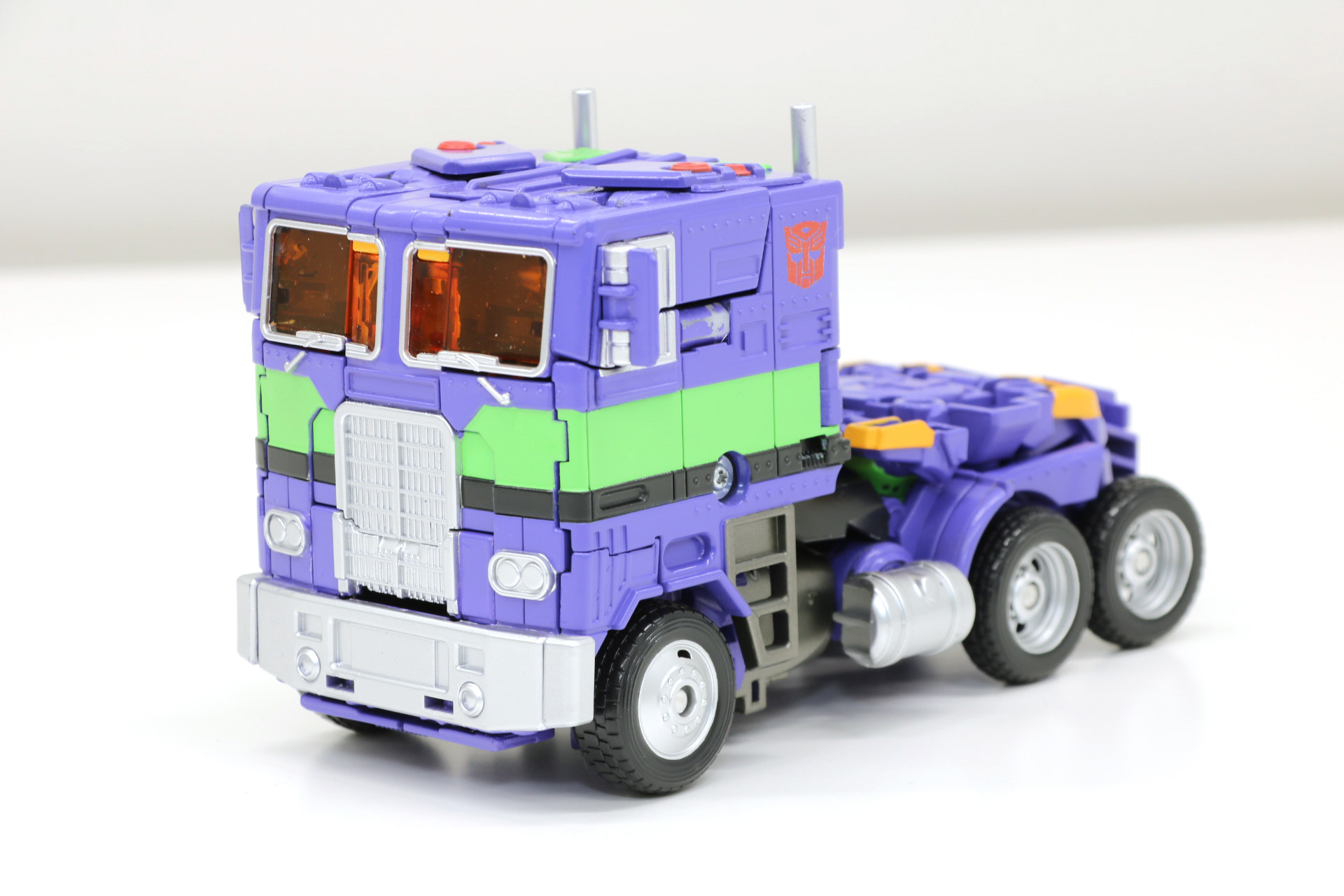 evangelion-prime-unit01-designer-interview-in-hand-transformation-video-(12).jpg