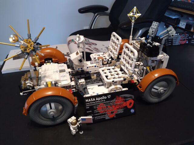 Moon Rover 2a.jpg