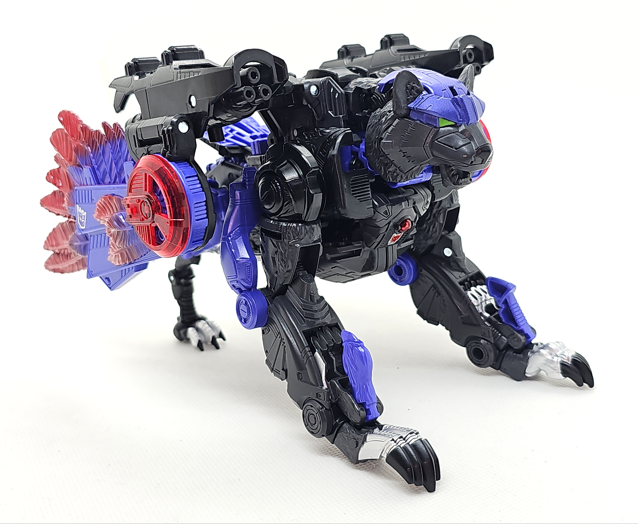 Razorclaw (Beast Mode).png