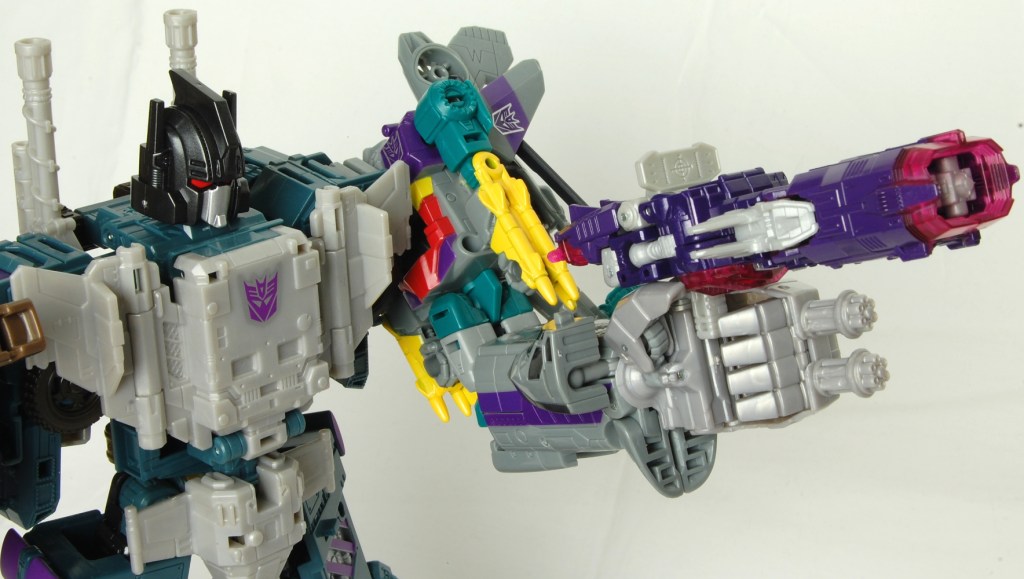 shockwave-cw-bruticus-gun.jpg