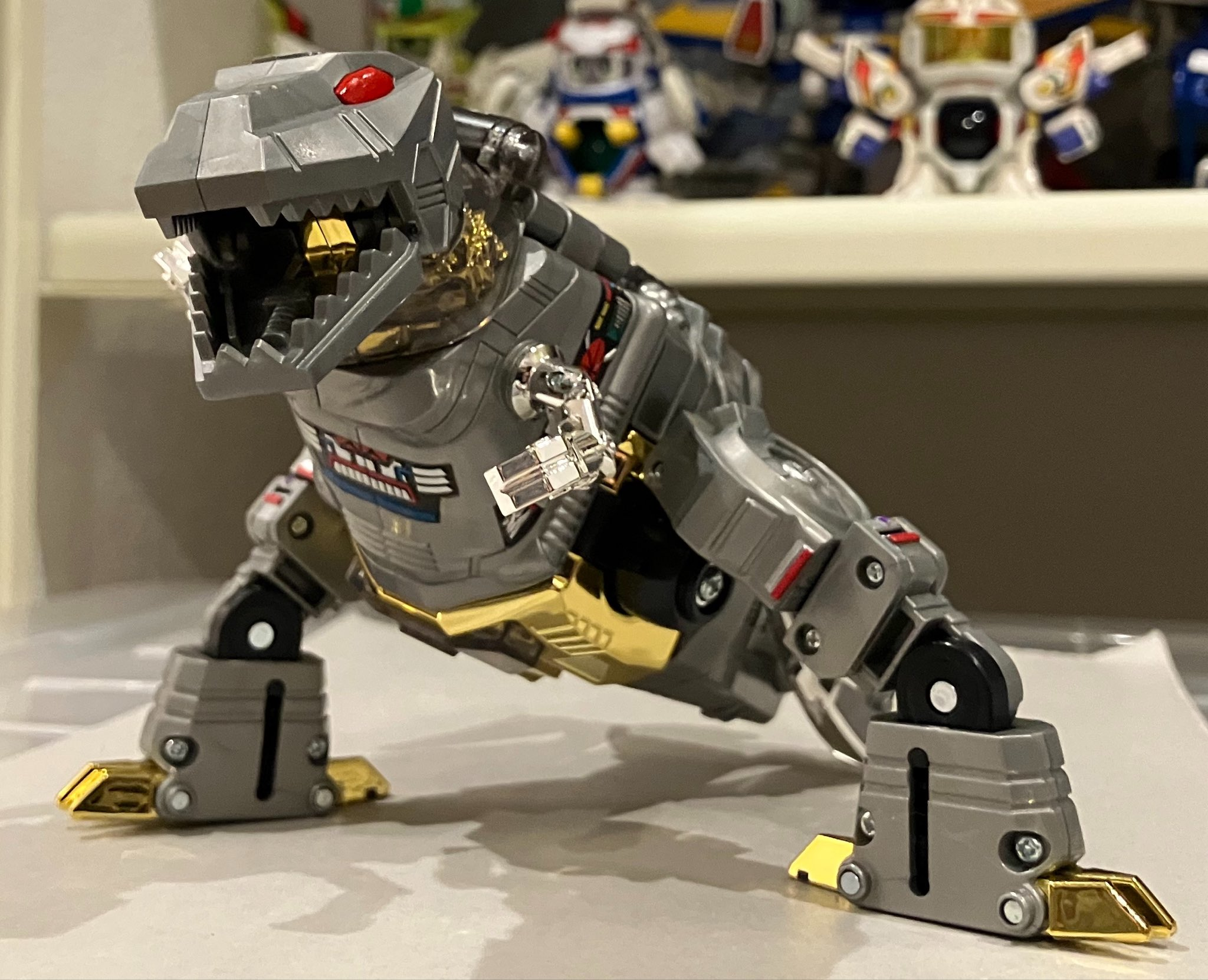 Takara-Tomy-Missing-Link-C-12-Grimlock-In-Hand-Images-30.png