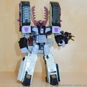 21601_Galvatron_Robot.jpg