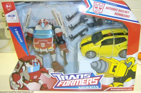ratchet-bumblebee-001_1222436763.jpg